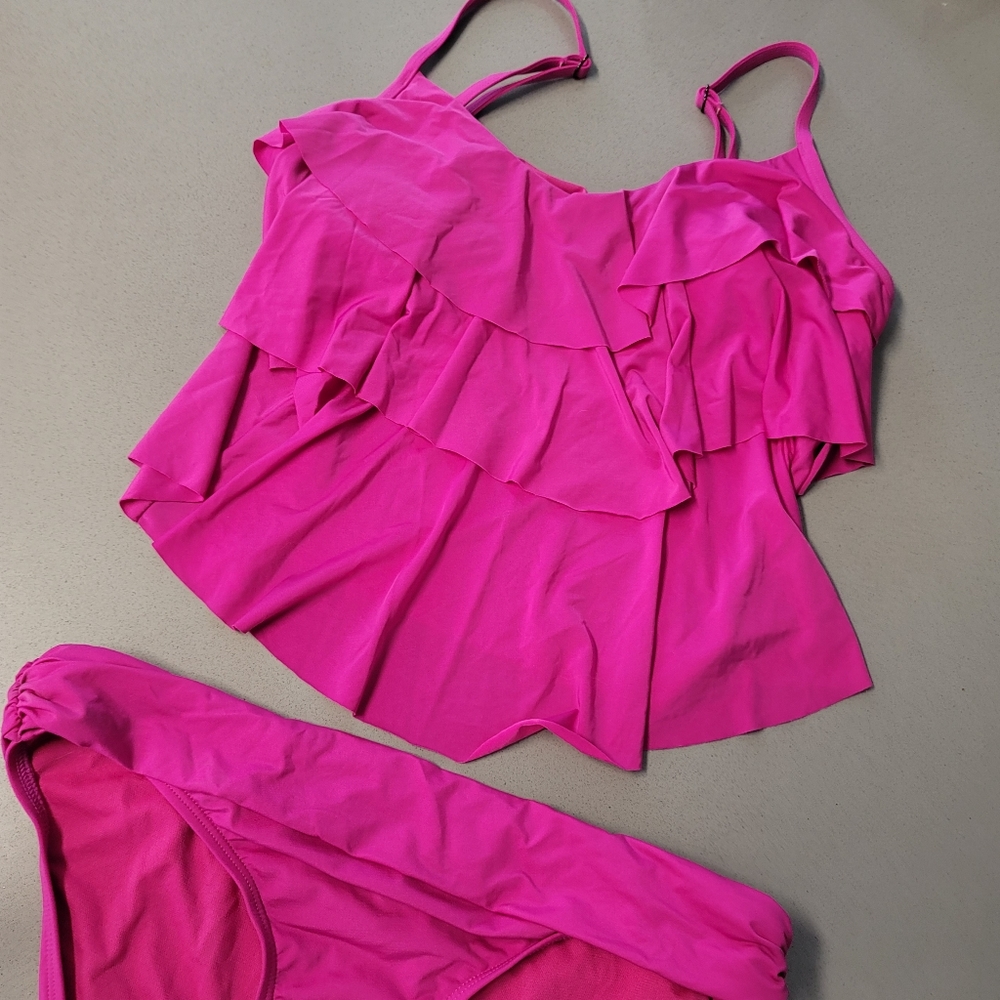 Kenneth Cole Reaction | Pink Ruffle Tankini